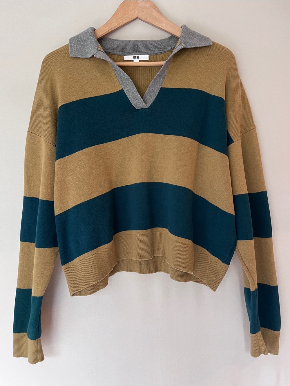 Uniqlo Rugby Style Knit Sweater Teal Camel Wide Strip Boxy Cropped M